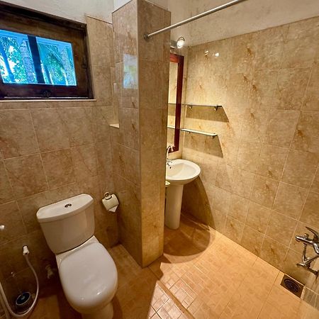 Brinkhouse Guesthouse , Unawatuna Beach 외부 사진