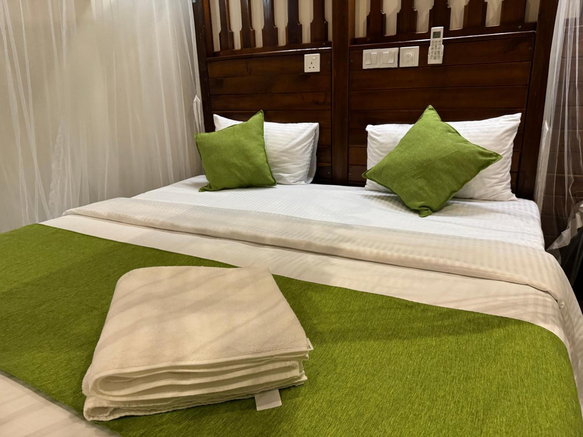 Brinkhouse Guesthouse , Unawatuna Beach 외부 사진