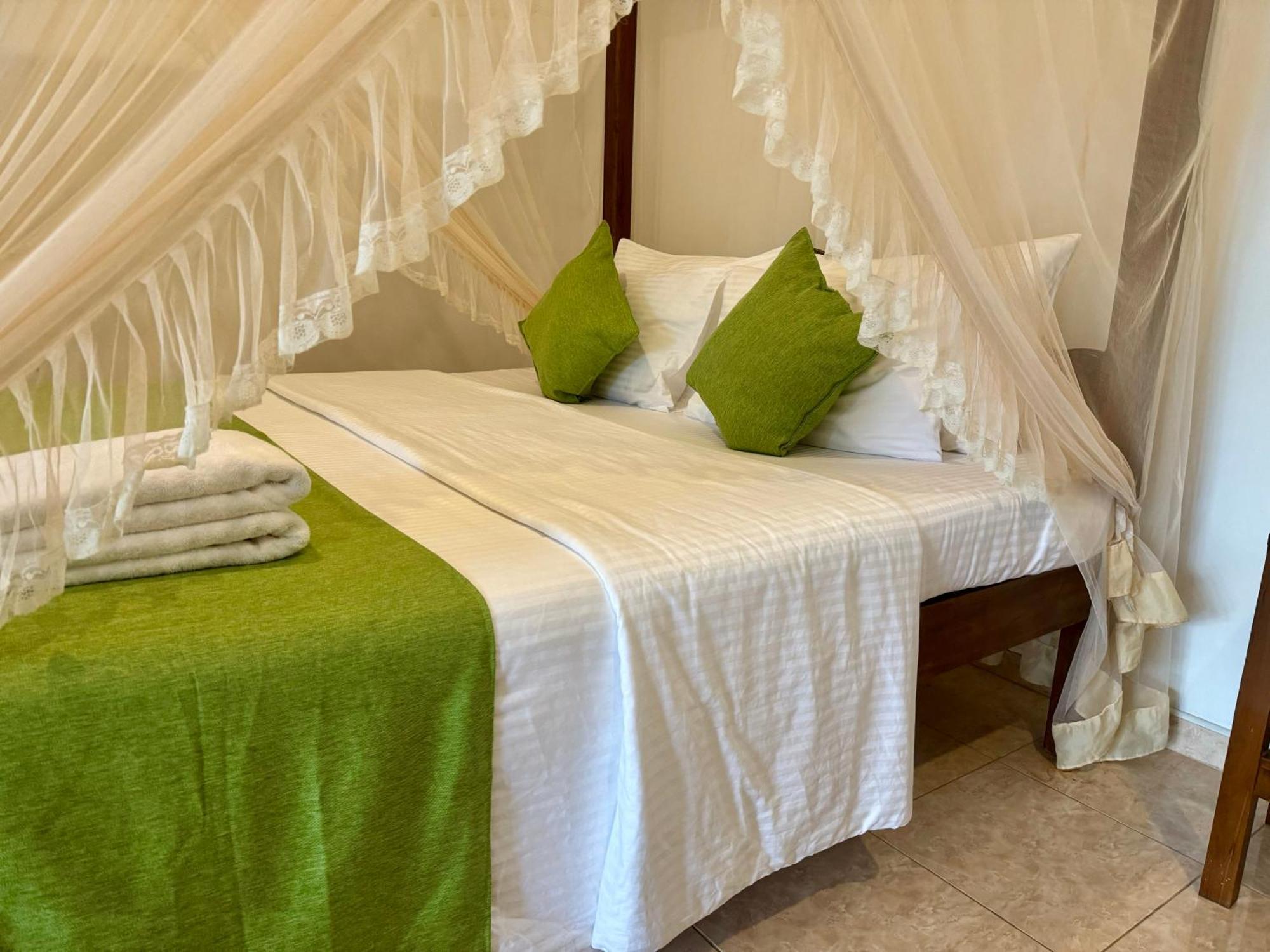 Brinkhouse Guesthouse , Unawatuna Beach 외부 사진